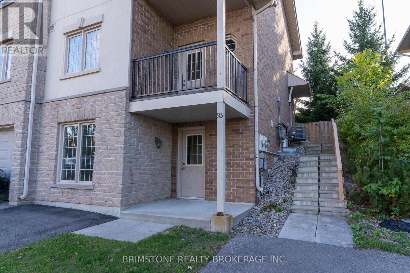 #33 / #34 - 175 Stanley Street, Barrie, Ontario  L4M 0G2 - Photo 2 - S12410970