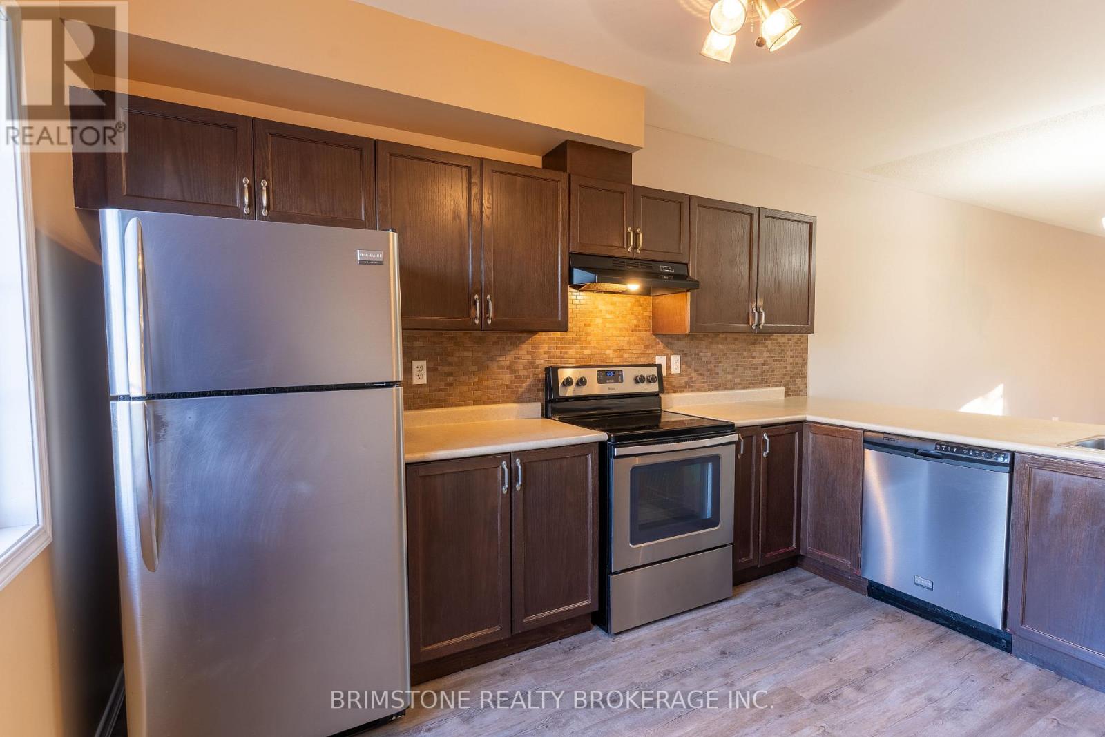#33 / #34 - 175 Stanley Street, Barrie, Ontario  L4M 0G2 - Photo 22 - S12410970