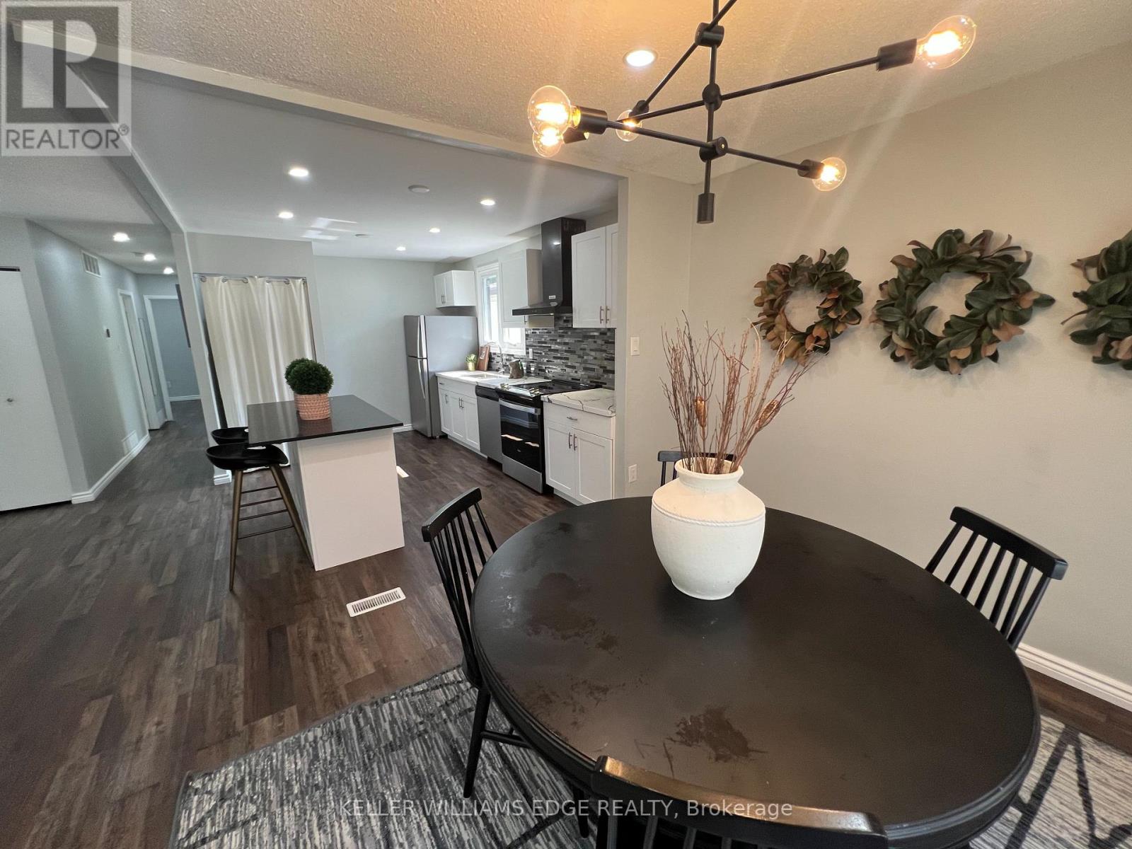 228 Lawnhurst Court, Hamilton, Ontario  L8V 4R4 - Photo 12 - X12410985