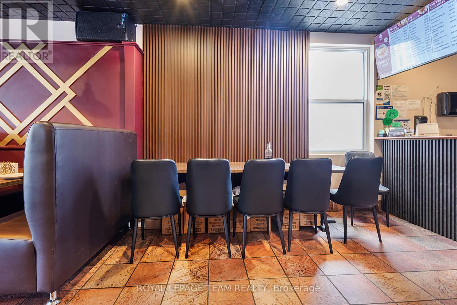 1766 Carling Avenue, Ottawa, Ontario  K2A 1E1 - Photo 11 - X12411009
