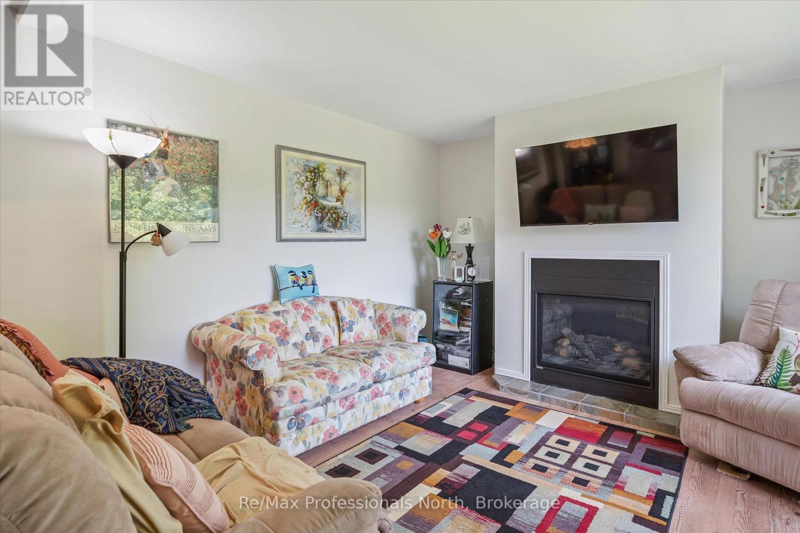 1042 River Haven Road, Bracebridge, Ontario  P1L 1X1 - Photo 12 - X12331846