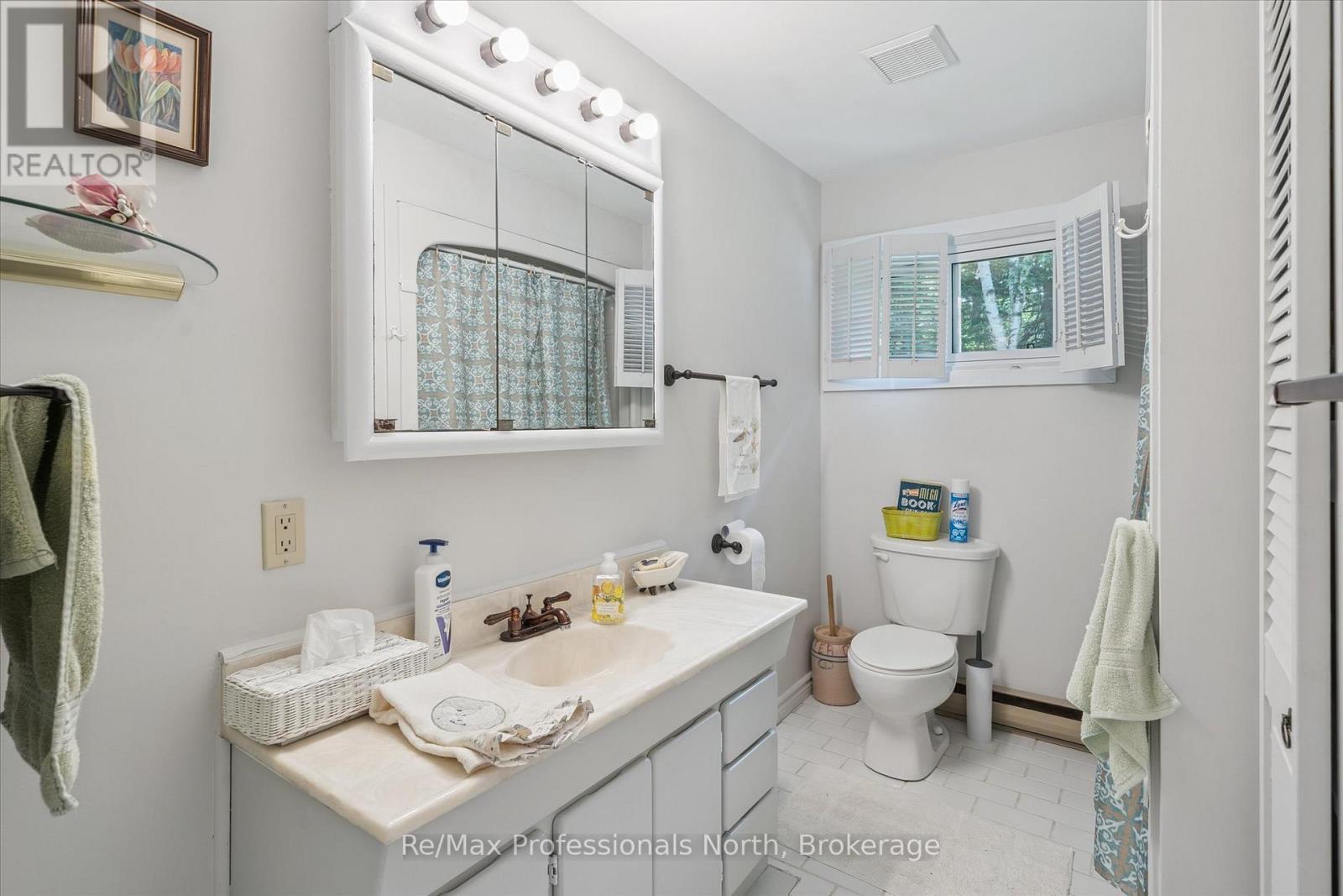 1042 River Haven Road, Bracebridge, Ontario  P1L 1X1 - Photo 28 - X12331846