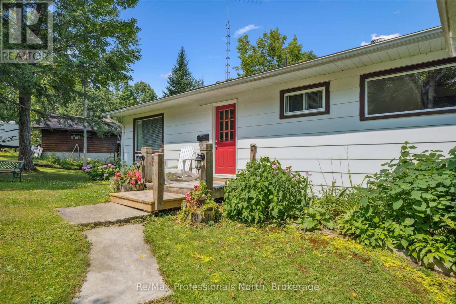 1042 River Haven Road, Bracebridge, Ontario  P1L 1X1 - Photo 8 - X12331846