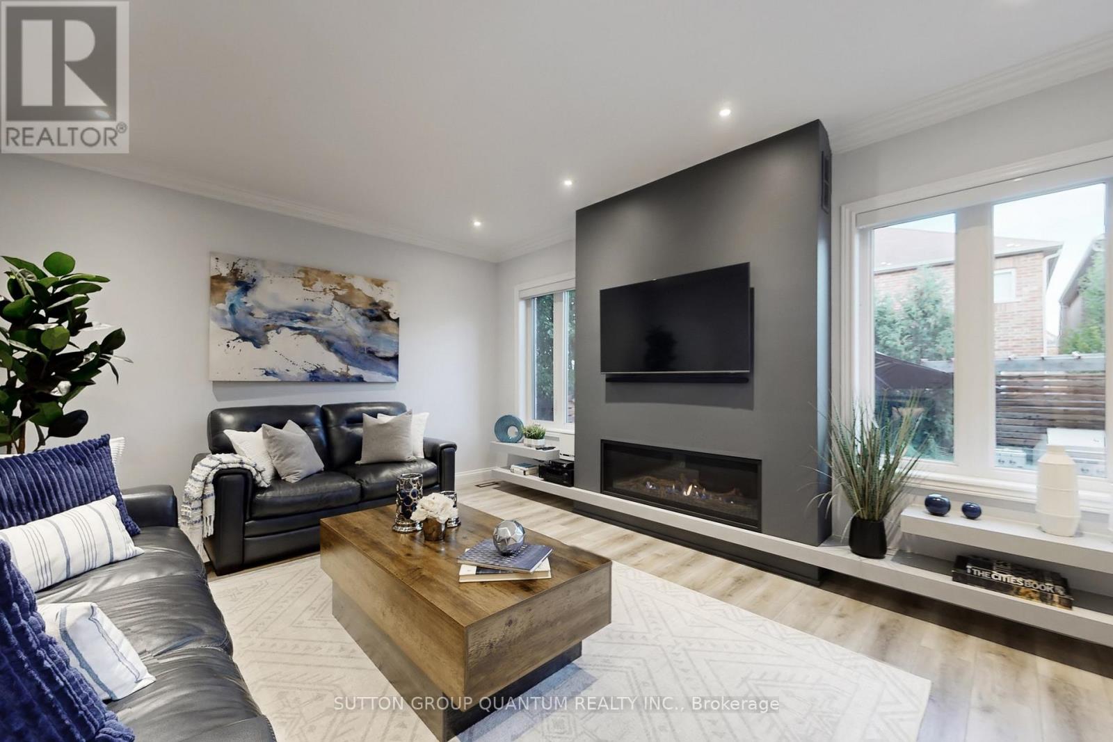 556 Bridgeview Road, Oakville, Ontario  L6M 0P2 - Photo 7 - W12410648