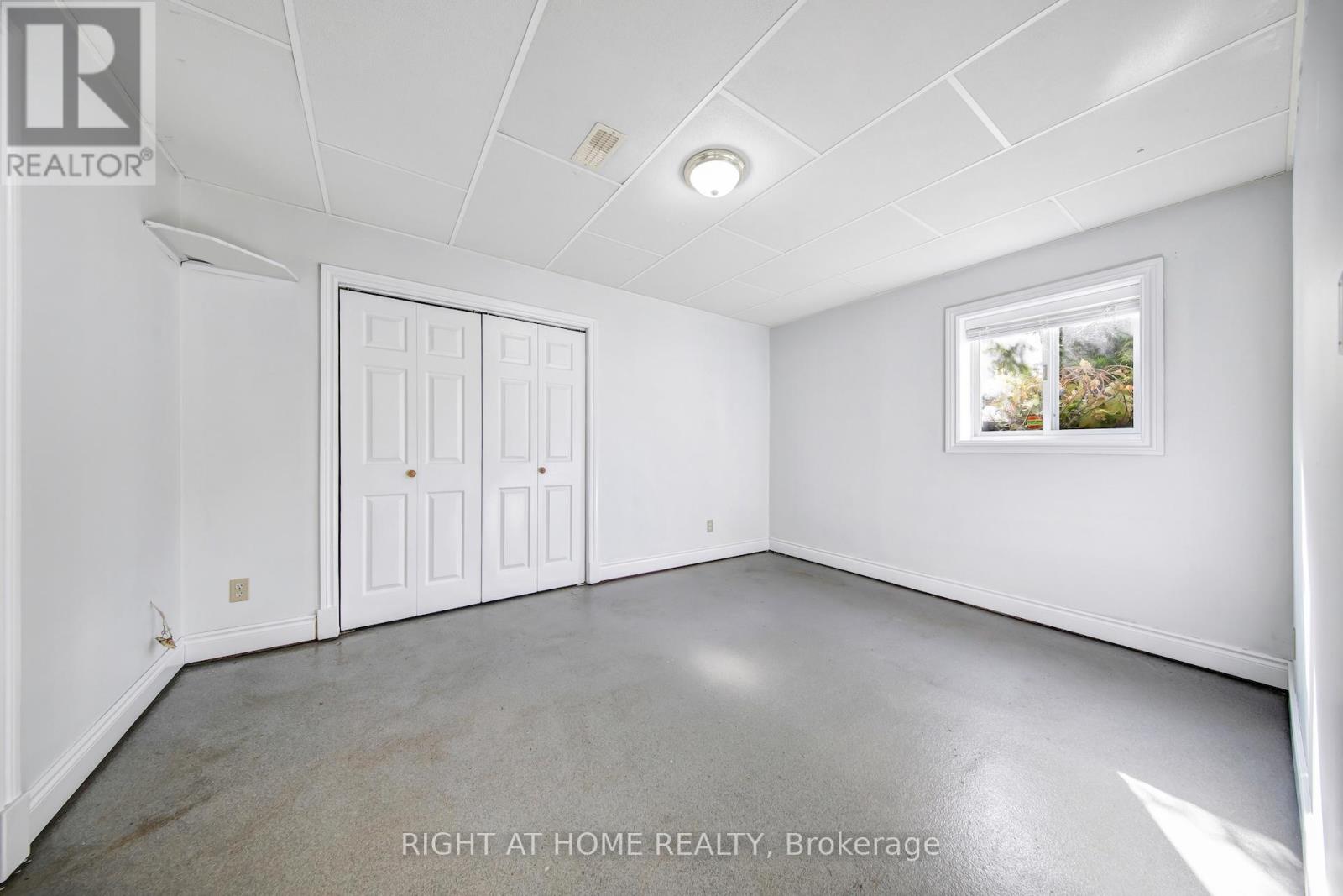 1905 Lockhart Road, Innisfil, Ontario  L9S 3G1 - Photo 21 - N12410999