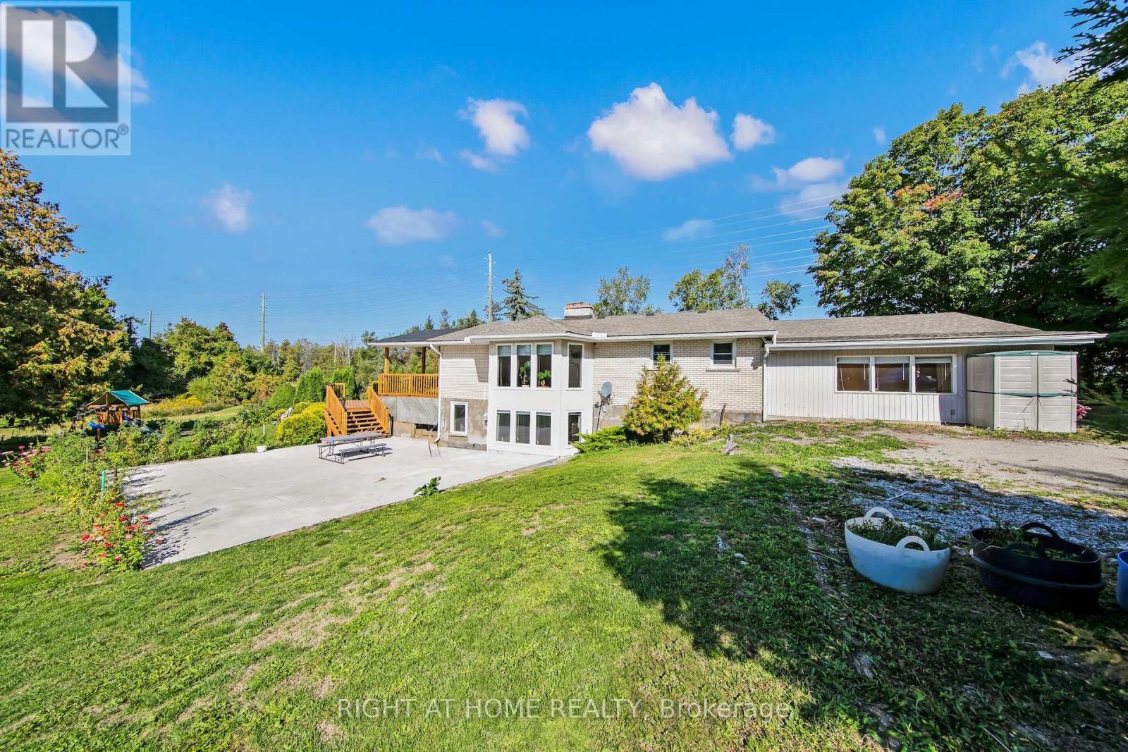 1905 Lockhart Road, Innisfil, Ontario  L9S 3G1 - Photo 34 - N12410999