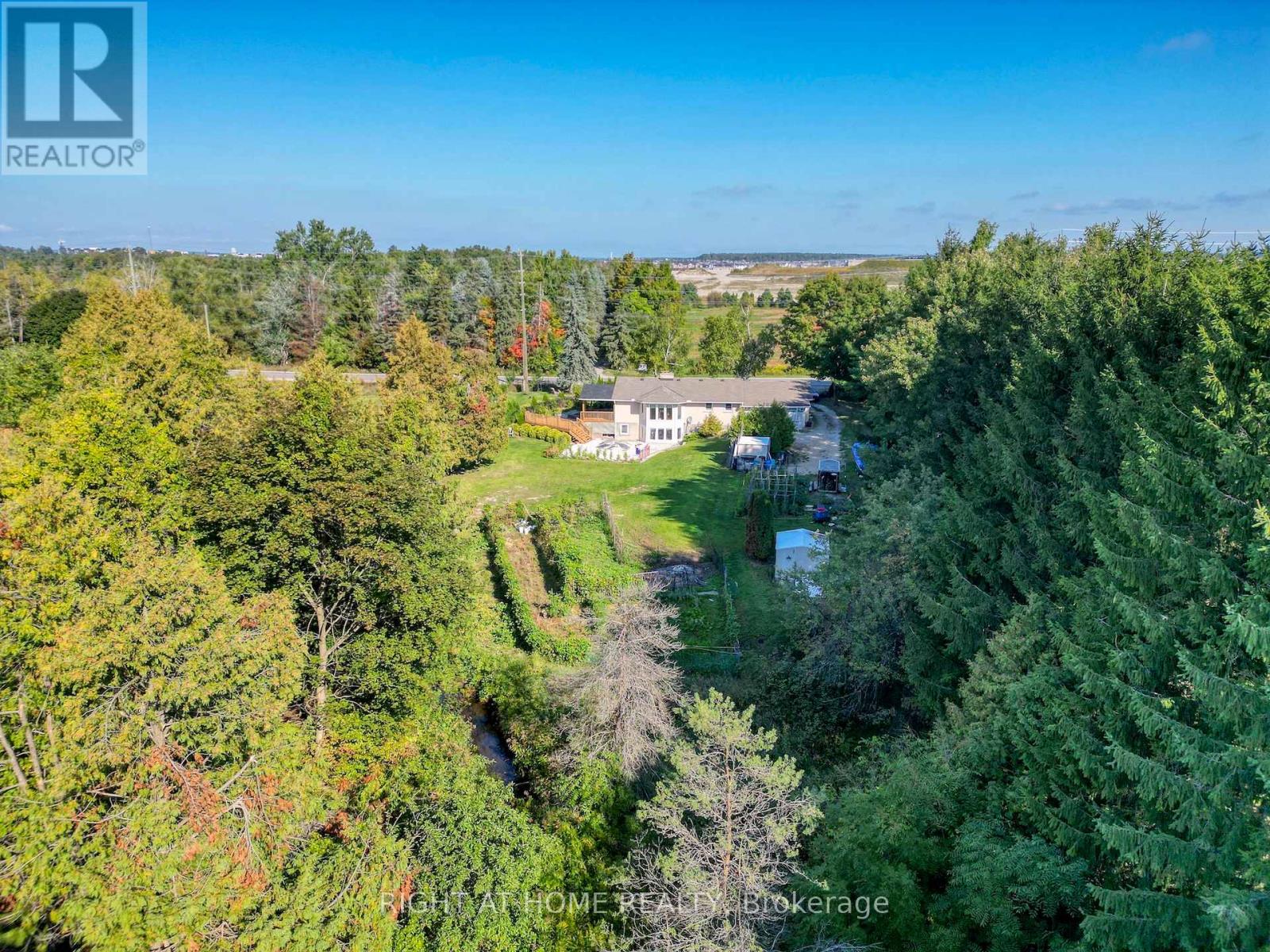 1905 Lockhart Road, Innisfil, Ontario  L9S 3G1 - Photo 39 - N12410999