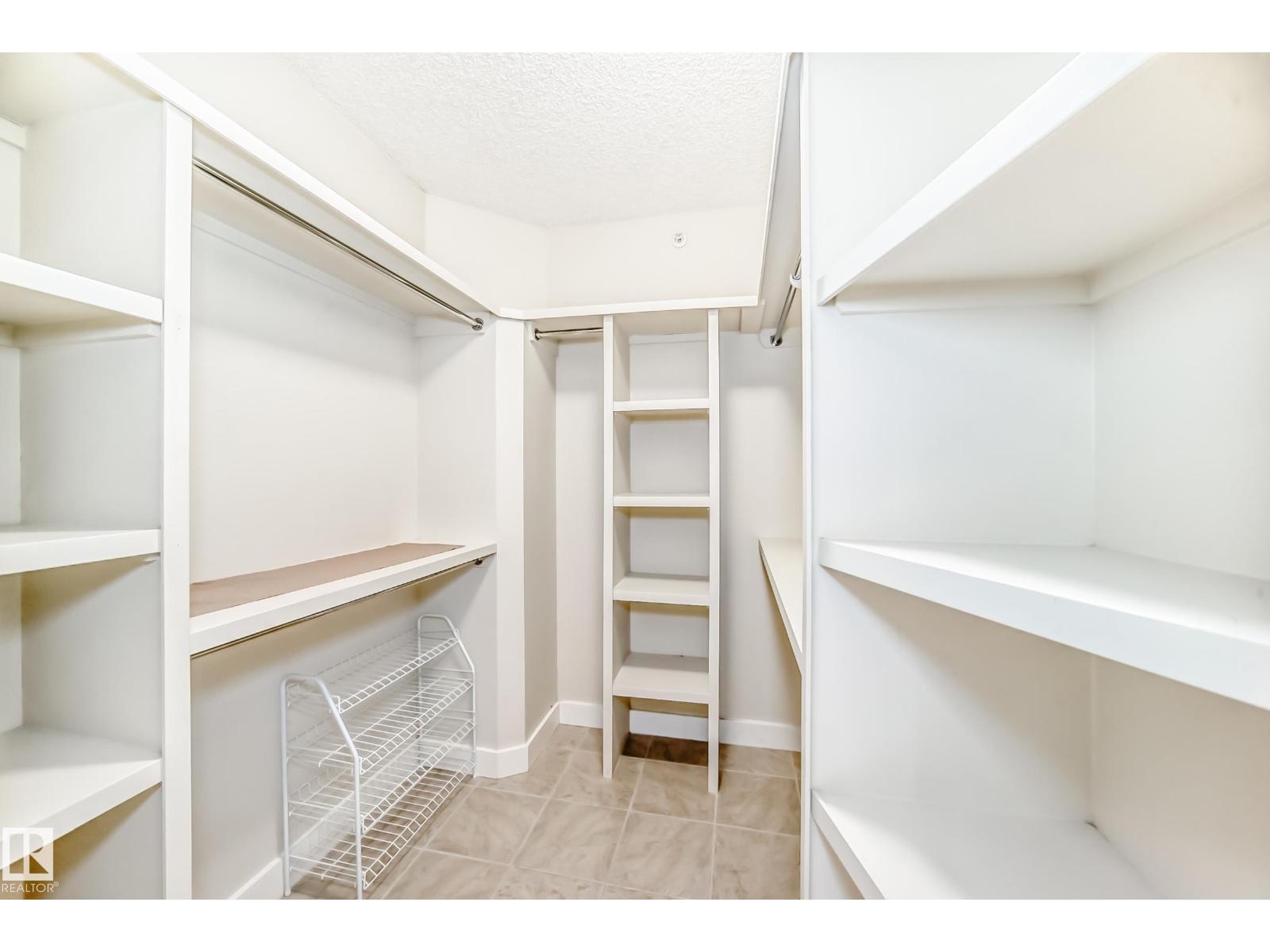 #404 10028 119 St Nw, Edmonton, Alberta  T5K 1Y8 - Photo 39 - E4458246