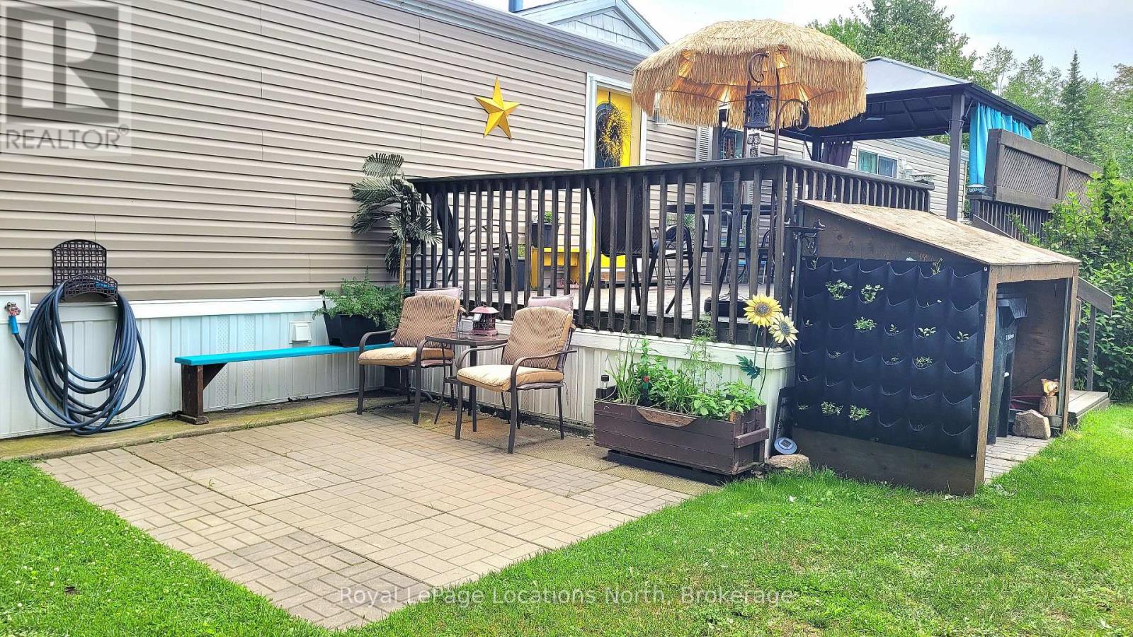 91 Georgian Glen Drive, Wasaga Beach, Ontario  L9Z 1K8 - Photo 23 - S12340328