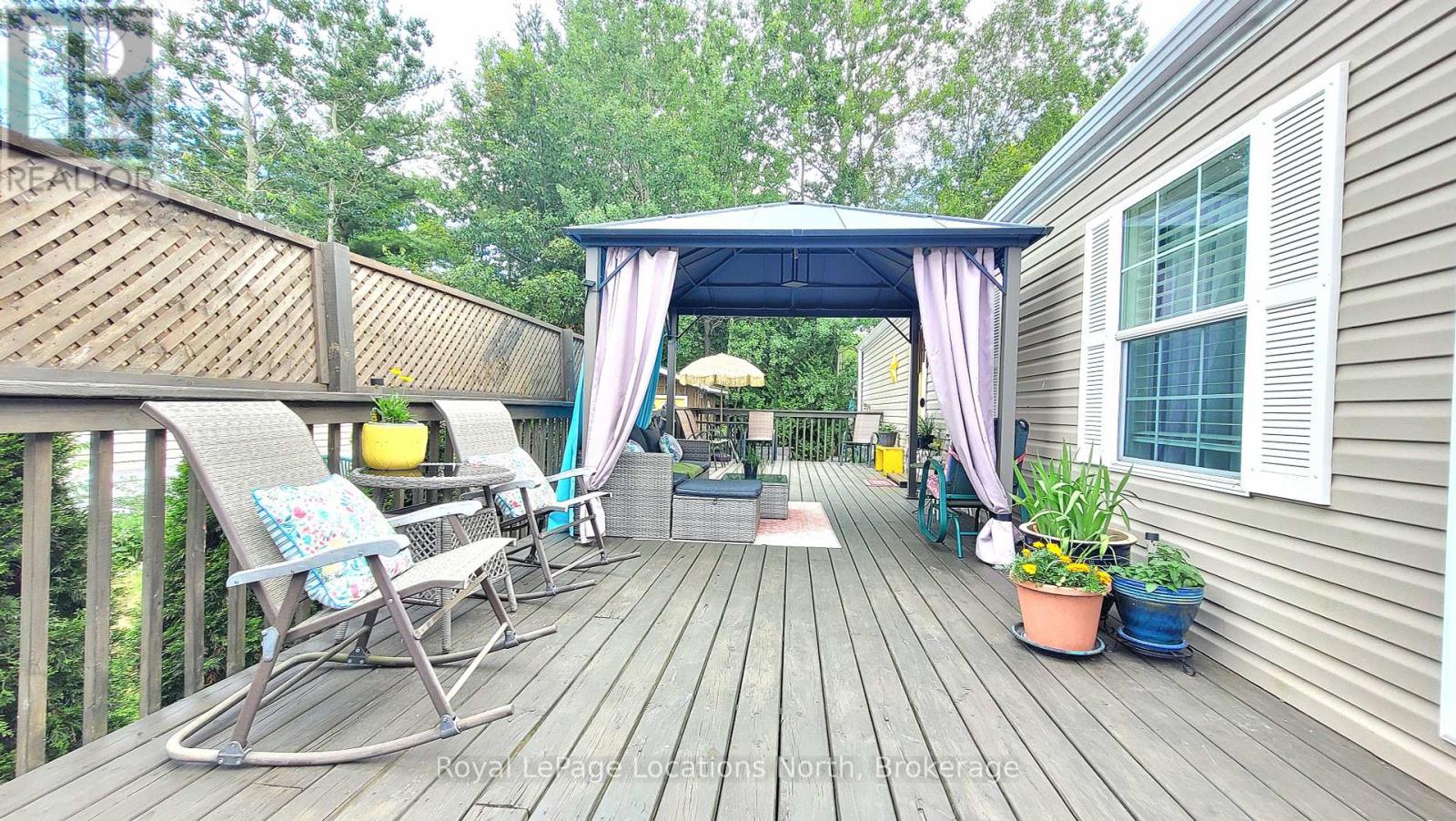 91 Georgian Glen Drive, Wasaga Beach, Ontario  L9Z 1K8 - Photo 20 - S12340328