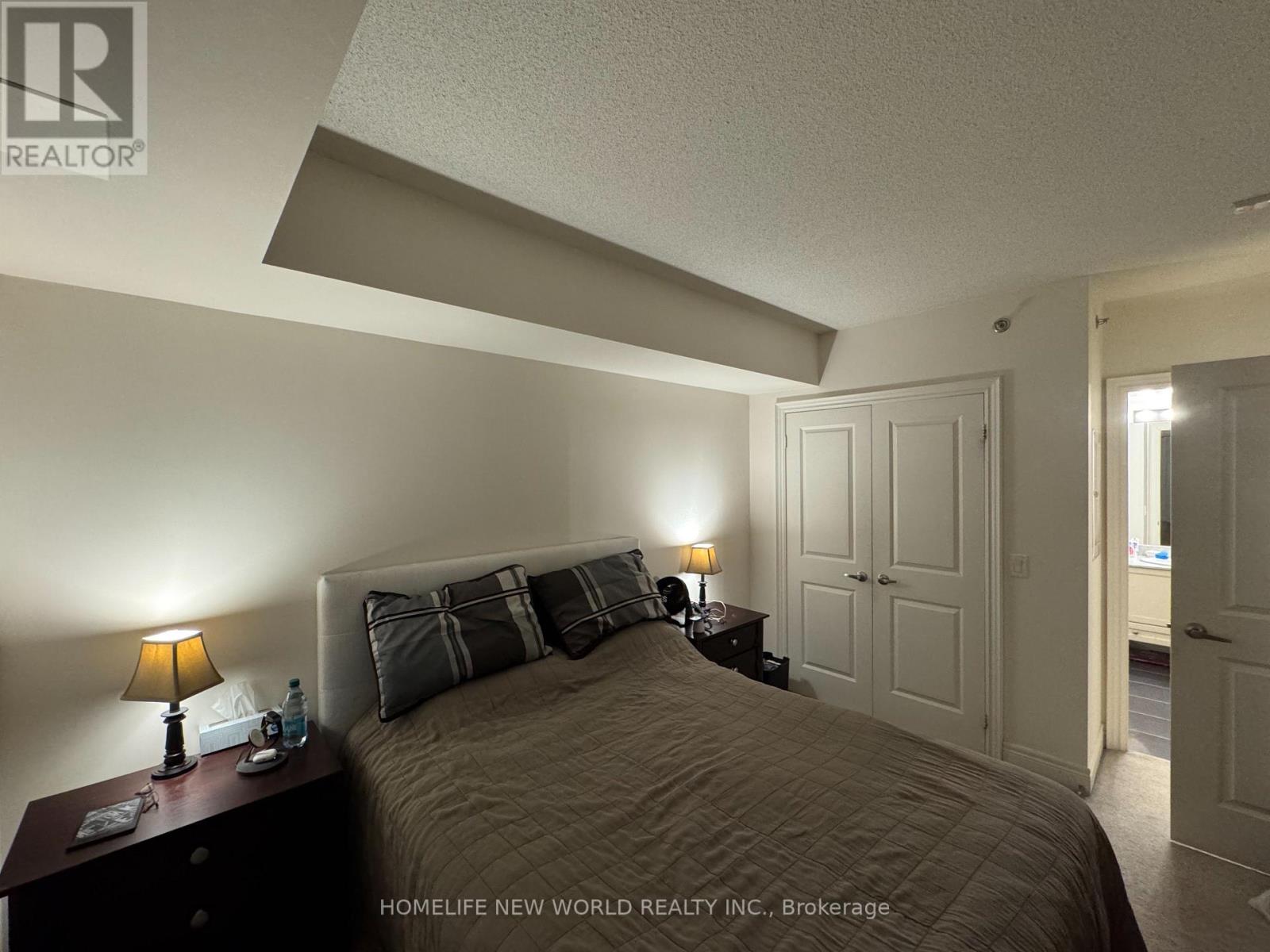 309 - 701 Sheppard Avenue W, Toronto, Ontario  M3H 0B2 - Photo 7 - C12365735
