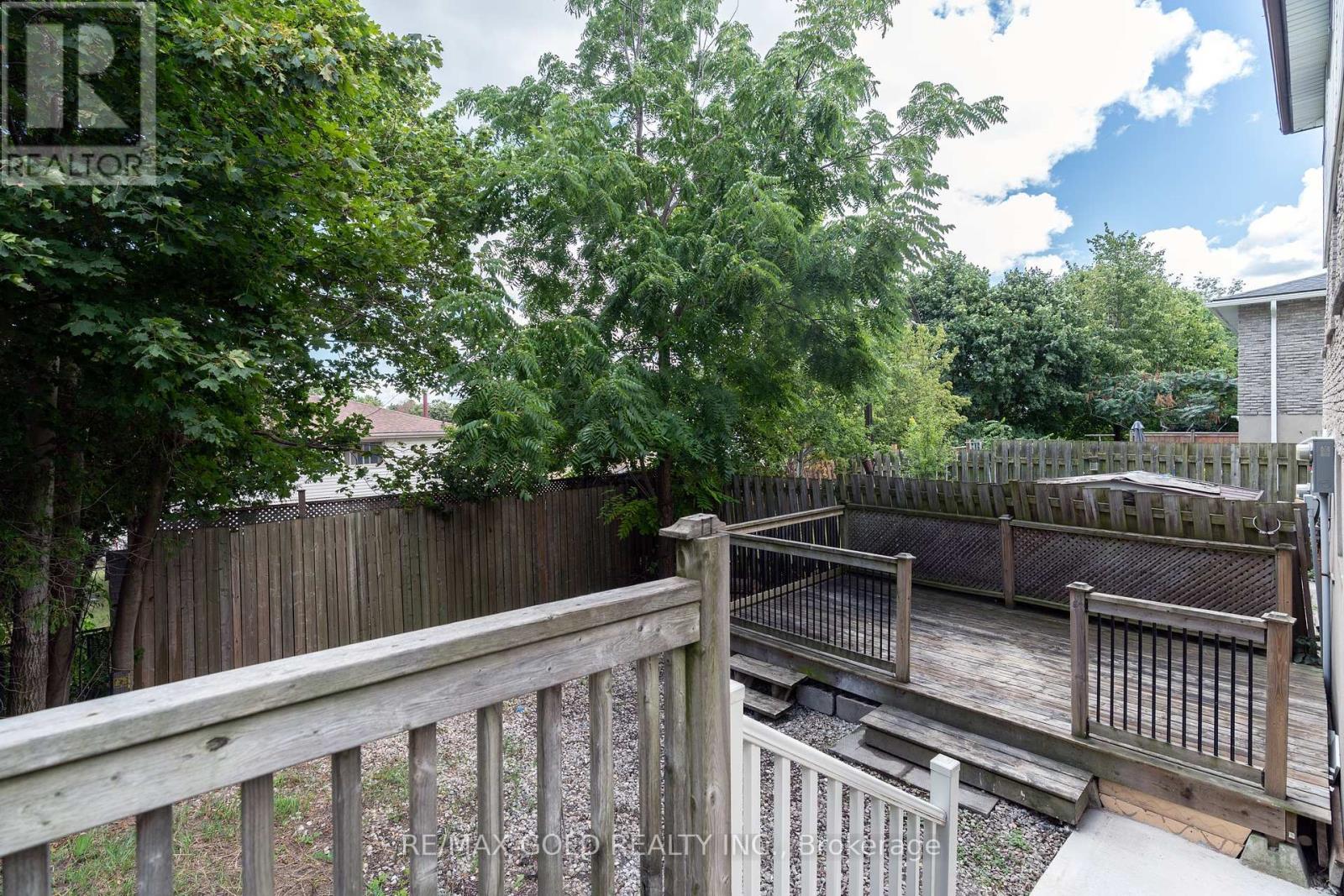 384 Westwood Drive, Kitchener, Ontario  N2M 2L6 - Photo 41 - X12402632