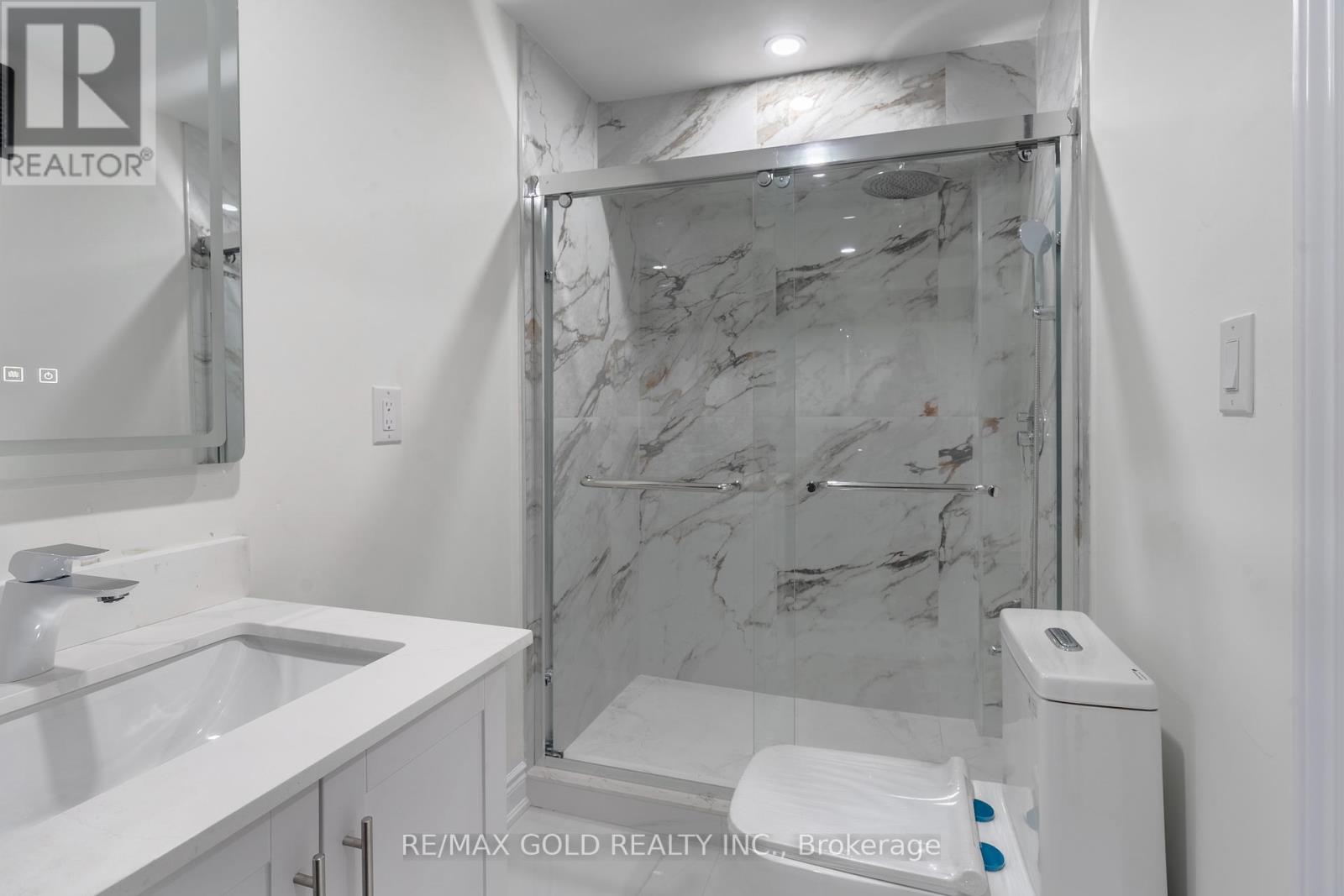 384 Westwood Drive, Kitchener, Ontario  N2M 2L6 - Photo 40 - X12402632