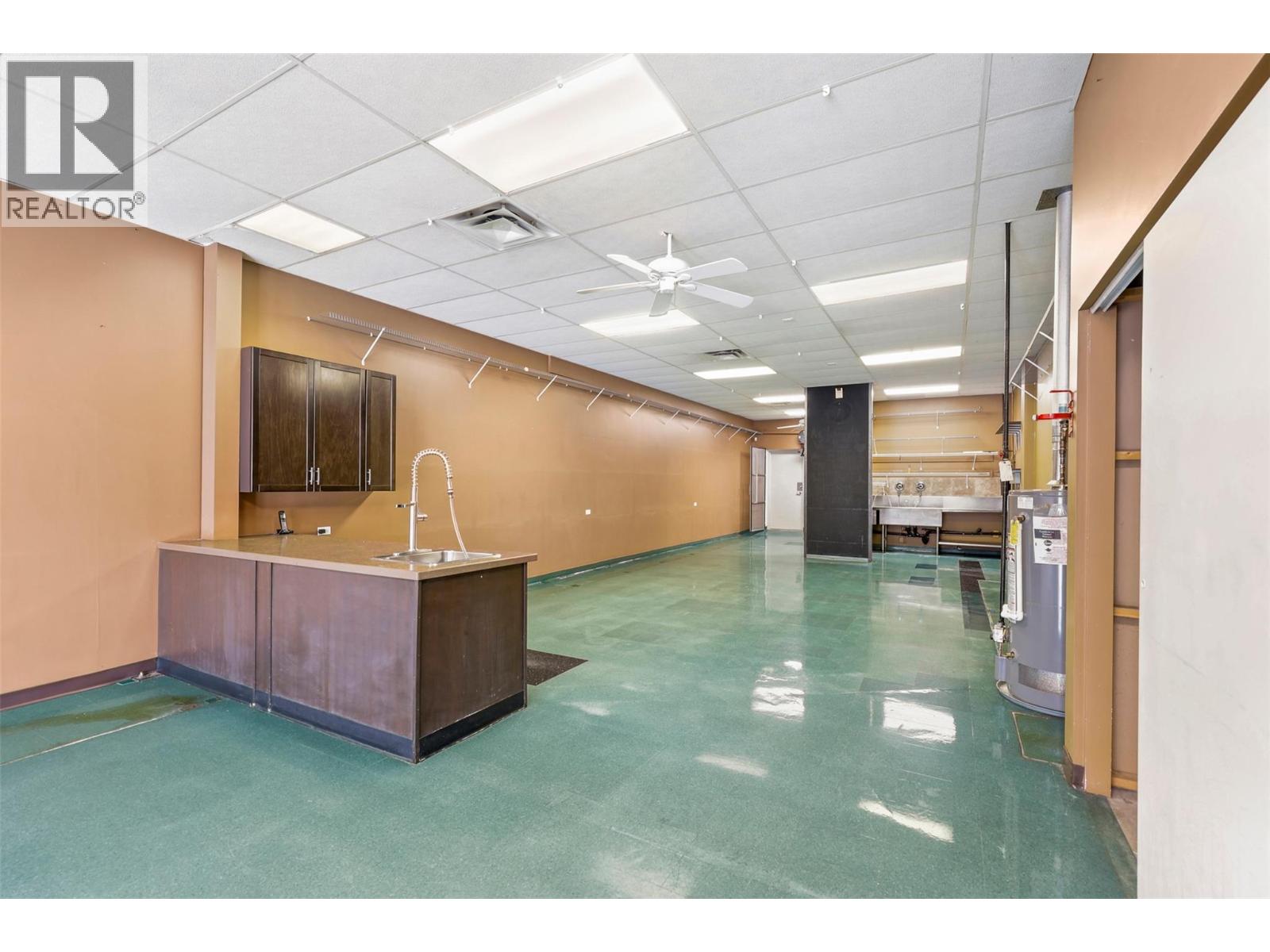 182 Tranquille Road, Kamloops, British Columbia  V2B 3G1 - Photo 7 - 10363378