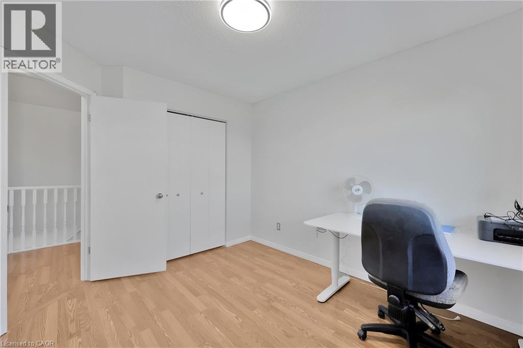 Photo 34 of 47 for 34 Phair Crescent