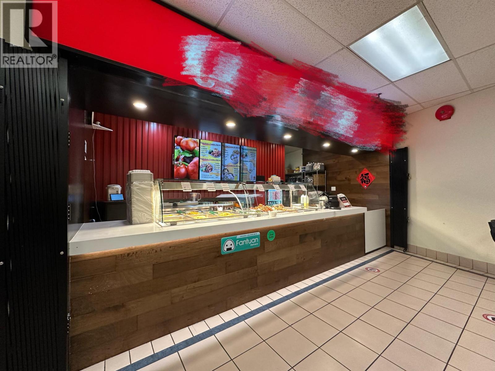 B10 5728 UNIVERSITY BOULEVARD, Vancouver, British Columbia