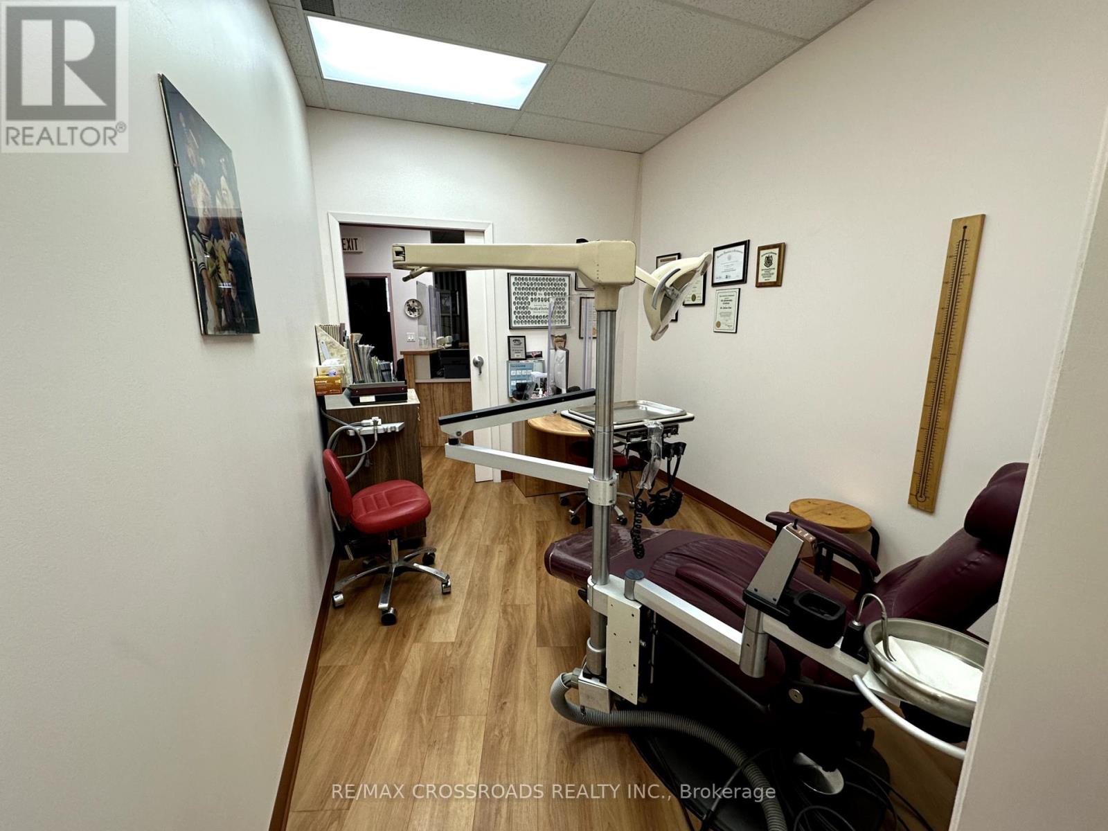 1517 - 2 Carlton Street, Toronto, Ontario  M5B 1J3 - Photo 15 - C12411029