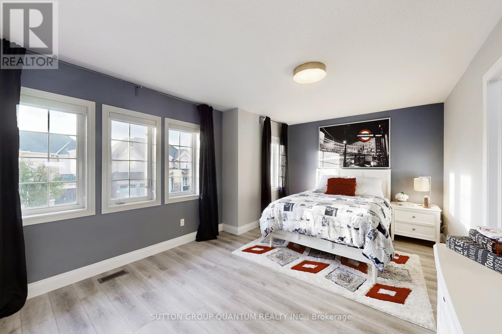 556 Bridgeview Road, Oakville, Ontario  L6M 0P2 - Photo 27 - W12410648