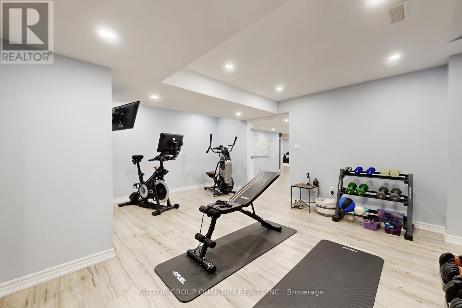 556 Bridgeview Road, Oakville, Ontario  L6M 0P2 - Photo 38 - W12410648