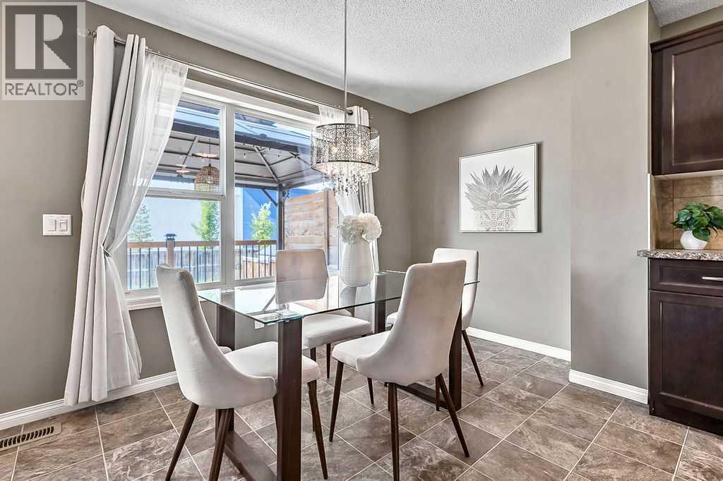 91 Cimarron Grove Close, Okotoks, Alberta  T1S 0H5 - Photo 12 - A2256938