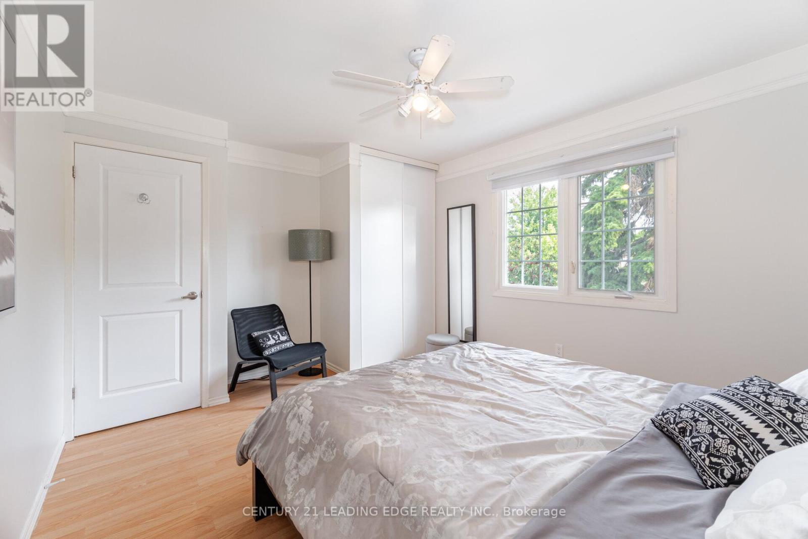 6303 Neuchatel Road, Mississauga, Ontario  L5N 2J7 - Photo 25 - W12411033