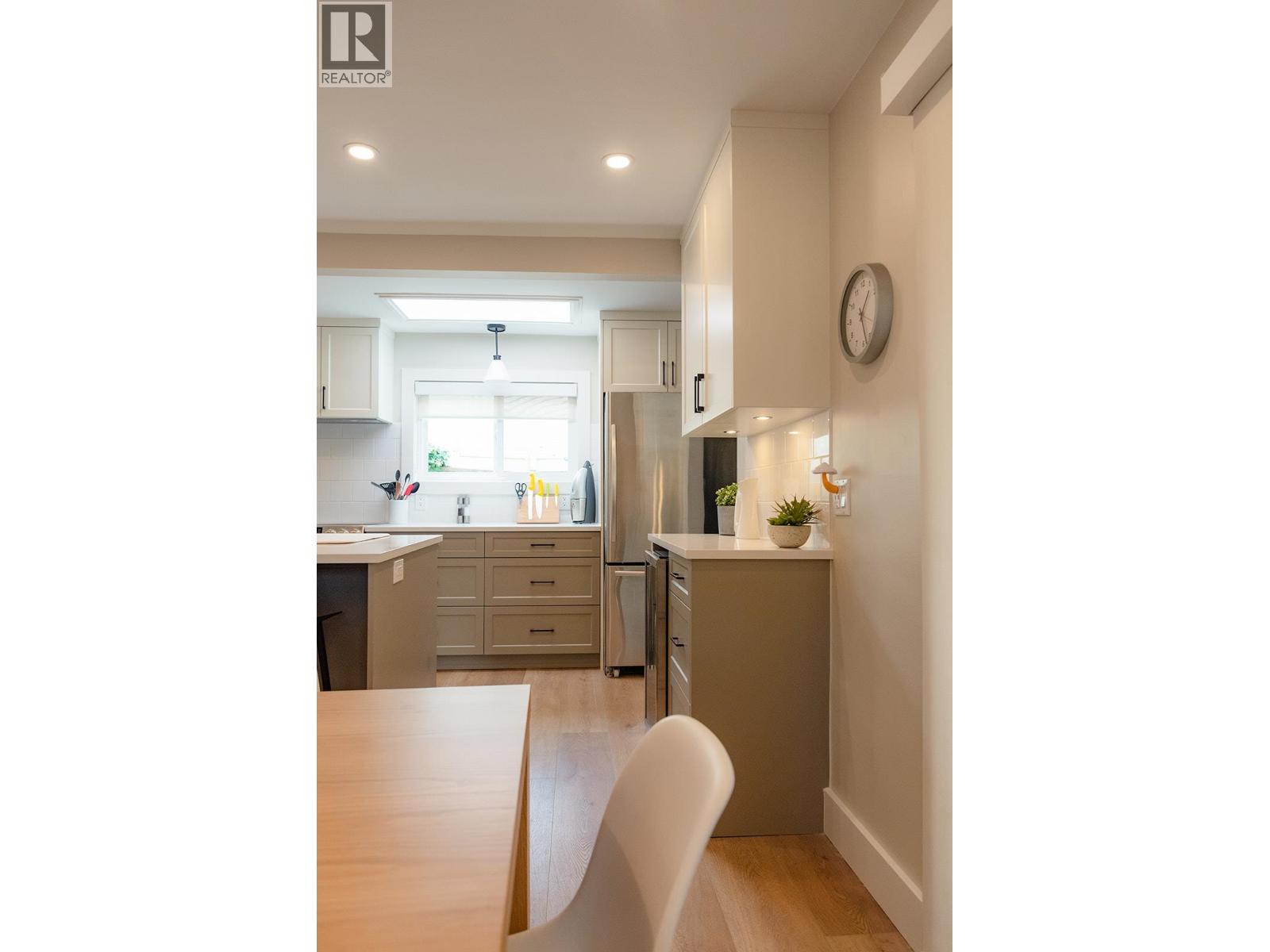 535 Gower Point Road, Gibsons, British Columbia  V0N 1V0 - Photo 24 - R3049005