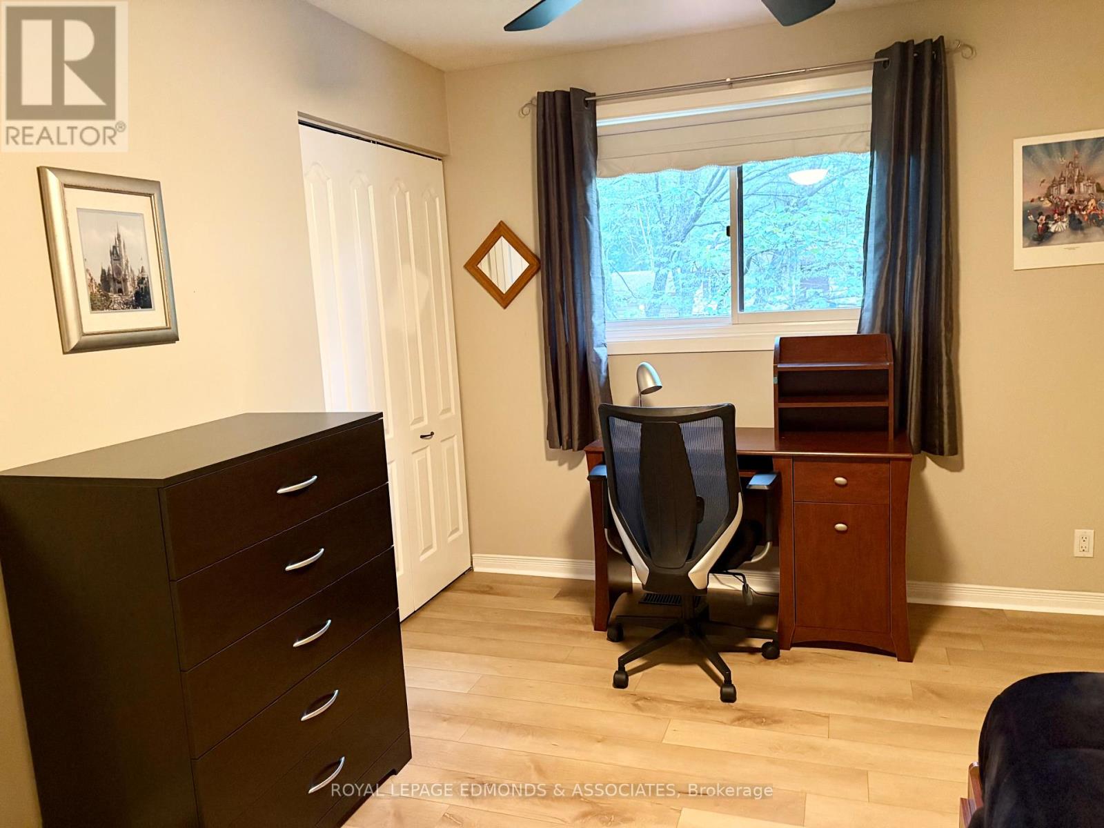 19 Selley Street, Petawawa, Ontario  K8H 3G9 - Photo 18 - X12355602