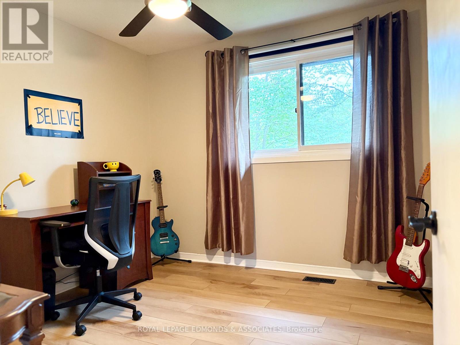 19 Selley Street, Petawawa, Ontario  K8H 3G9 - Photo 19 - X12355602