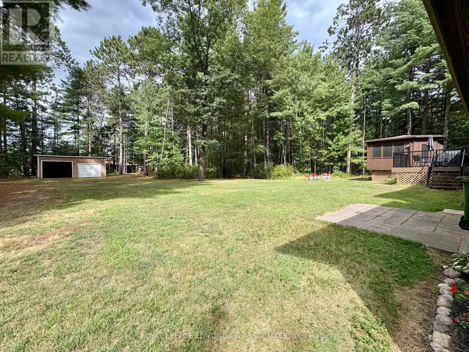 19 Selley Street, Petawawa, Ontario  K8H 3G9 - Photo 38 - X12355602