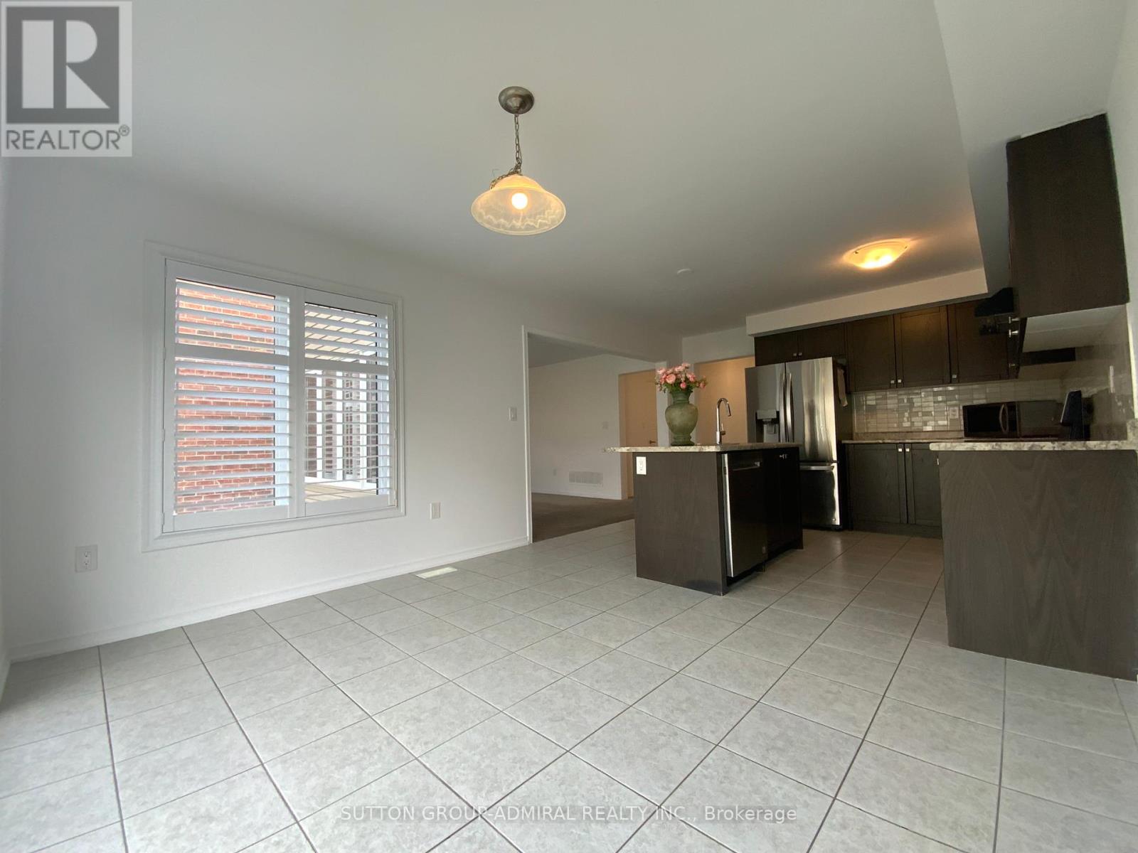 10 Beatty Avenue, Thorold, Ontario  L3B 0E9 - Photo 11 - X12411020