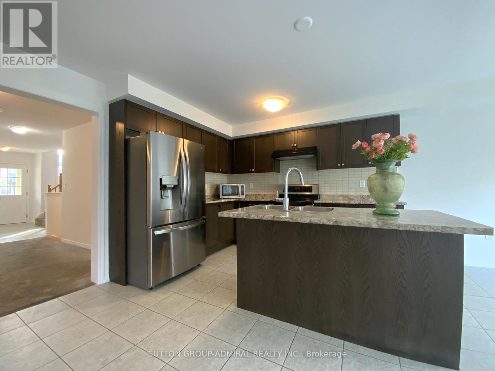 10 Beatty Avenue, Thorold, Ontario  L3B 0E9 - Photo 12 - X12411020