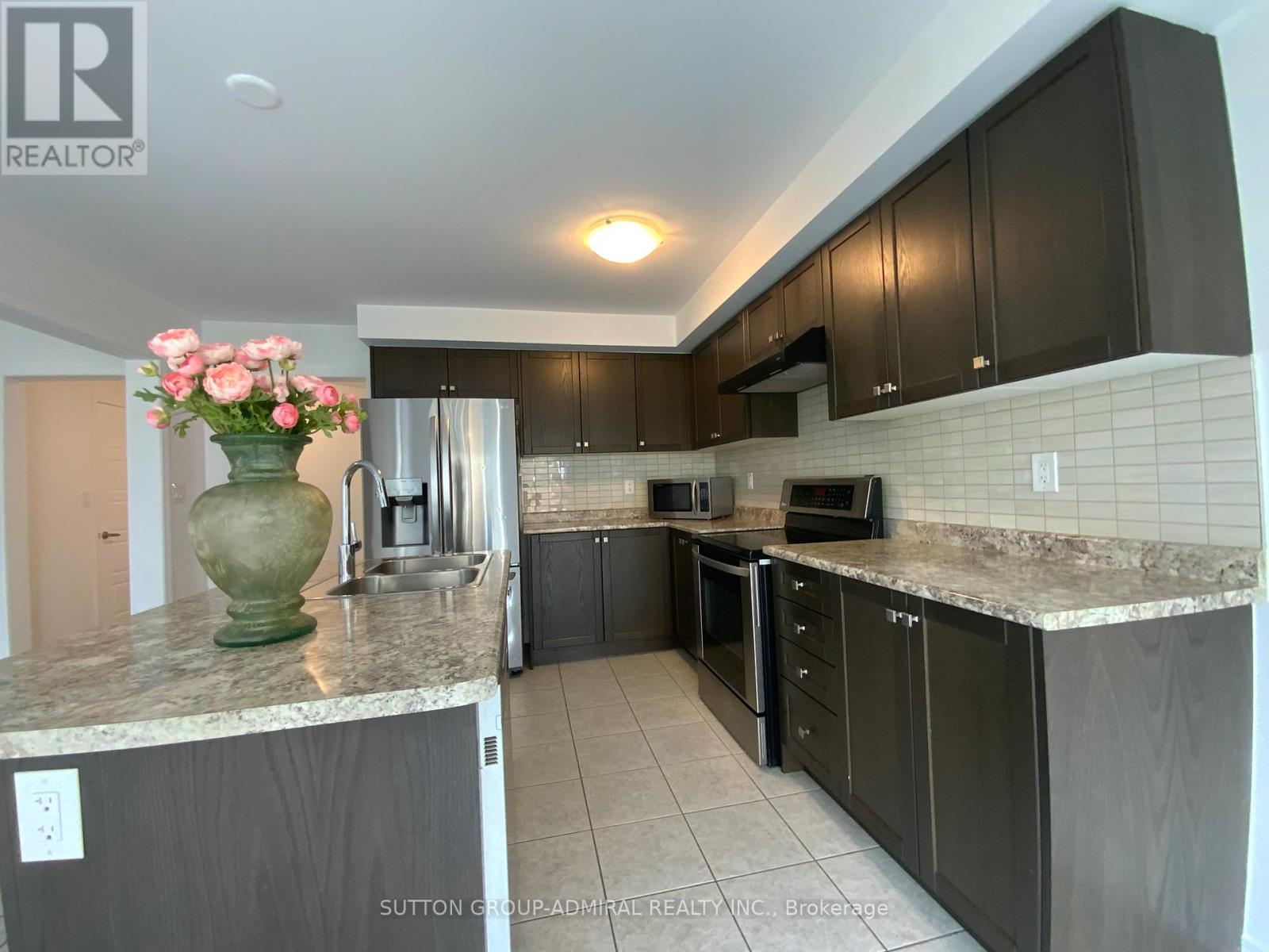 10 Beatty Avenue, Thorold, Ontario  L3B 0E9 - Photo 17 - X12411020