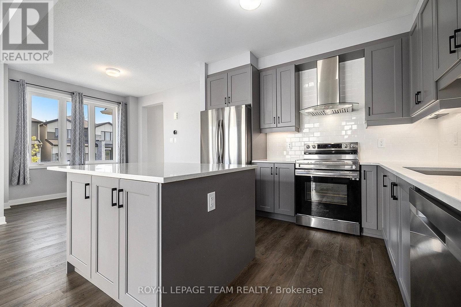 165 Yearling Circle, Ottawa, Ontario  K0A 2Z0 - Photo 13 - X12411036