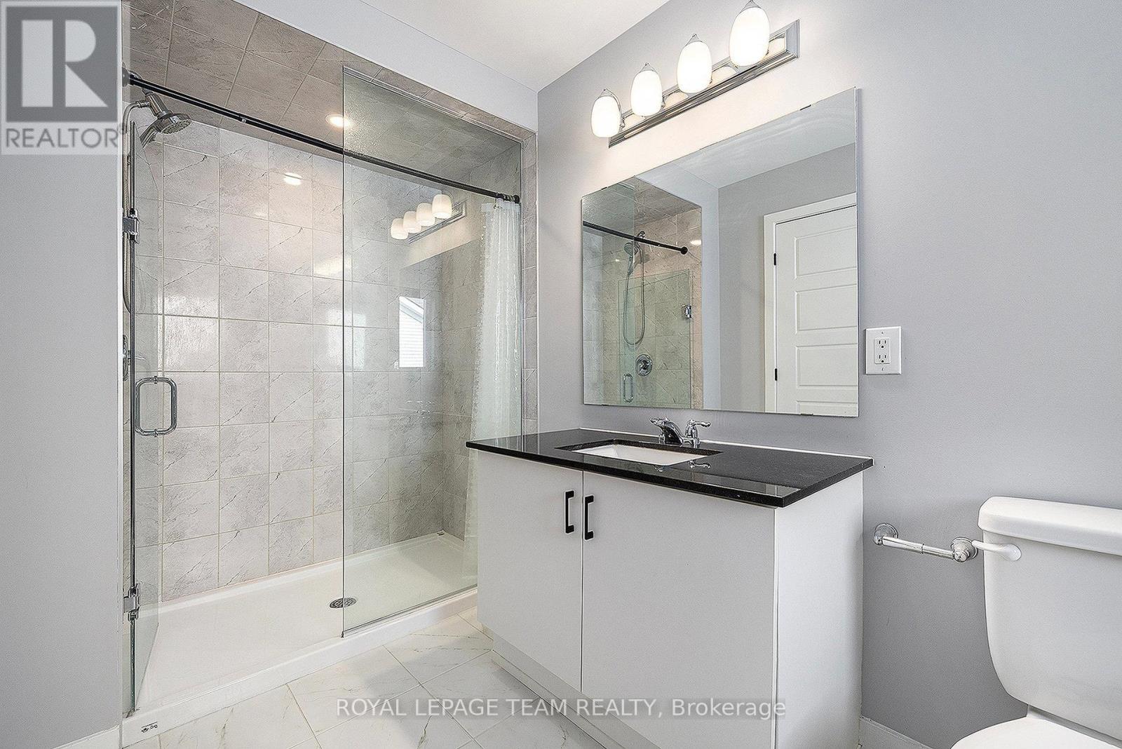 165 Yearling Circle, Ottawa, Ontario  K0A 2Z0 - Photo 22 - X12411036