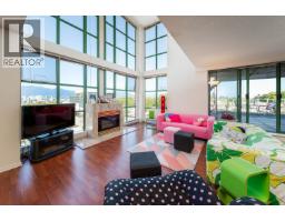 <div class="price">$1,899,000</div> 804 518 W 14th Avenue, Vancouver<br><div style="margin-bottom:8px;"><small>Stilhavn Real Estate Services</small></div><div class='bed_bath'>4 Bed | 3 Bath</div>