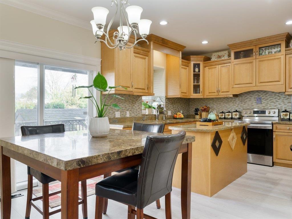 7186 Elwood Drive, Sardis West Vedder, Chilliwack, British Columbia  V2R 1G8 - Photo 10 - R3021913
