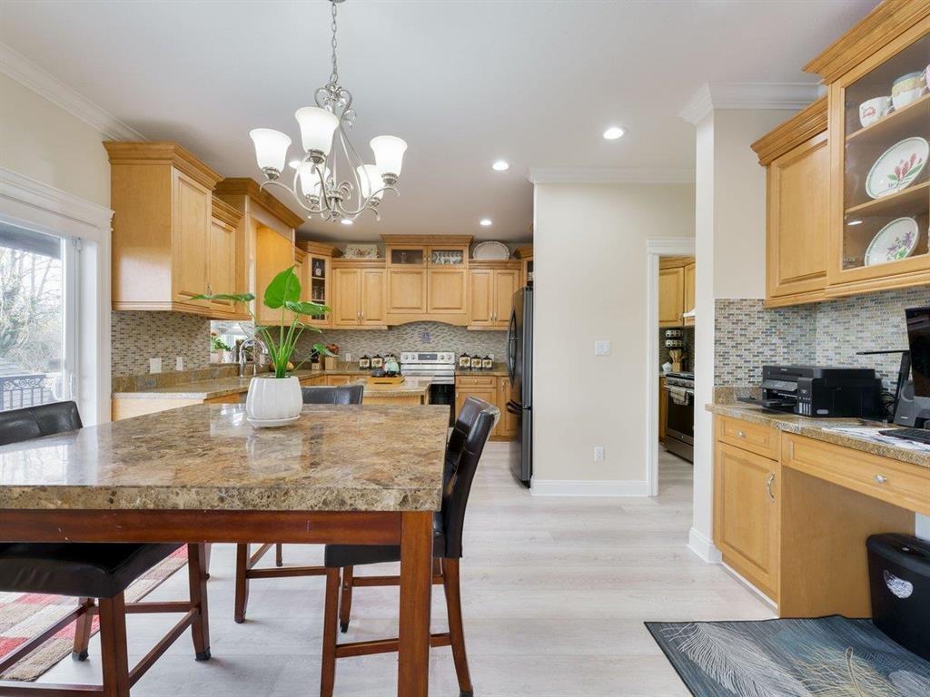 7186 Elwood Drive, Sardis West Vedder, Chilliwack, British Columbia  V2R 1G8 - Photo 11 - R3021913