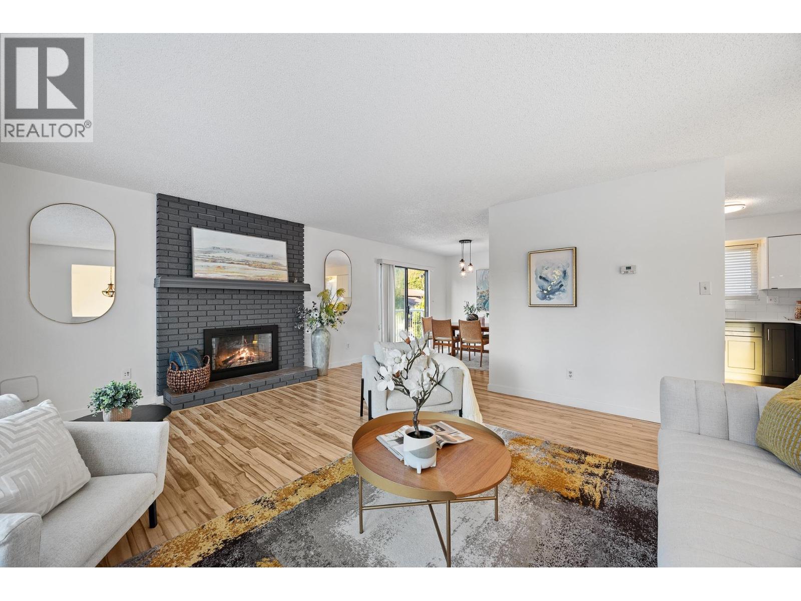 1317 Hornby Street, Coquitlam, British Columbia  V3E 1V3 - Photo 6 - R3049387