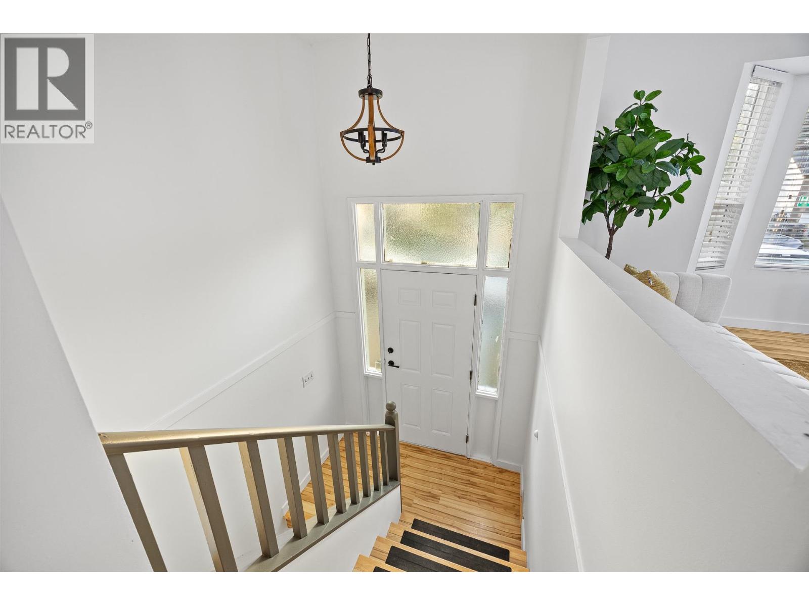 1317 Hornby Street, Coquitlam, British Columbia  V3E 1V3 - Photo 4 - R3049387
