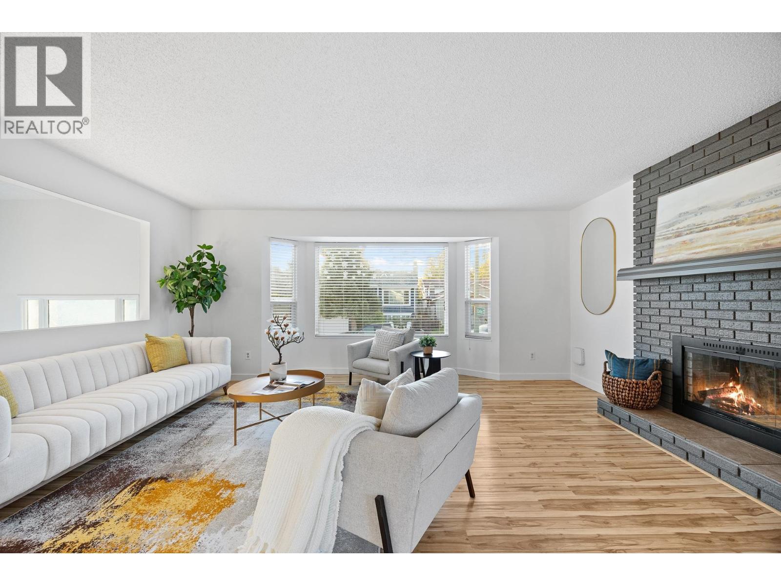 1317 Hornby Street, Coquitlam, British Columbia  V3E 1V3 - Photo 8 - R3049387