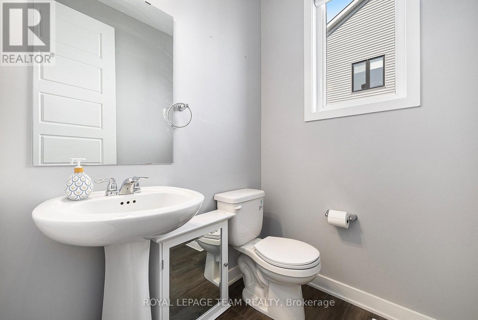 165 Yearling Circle, Ottawa, Ontario  K0A 2Z0 - Photo 16 - X12411057