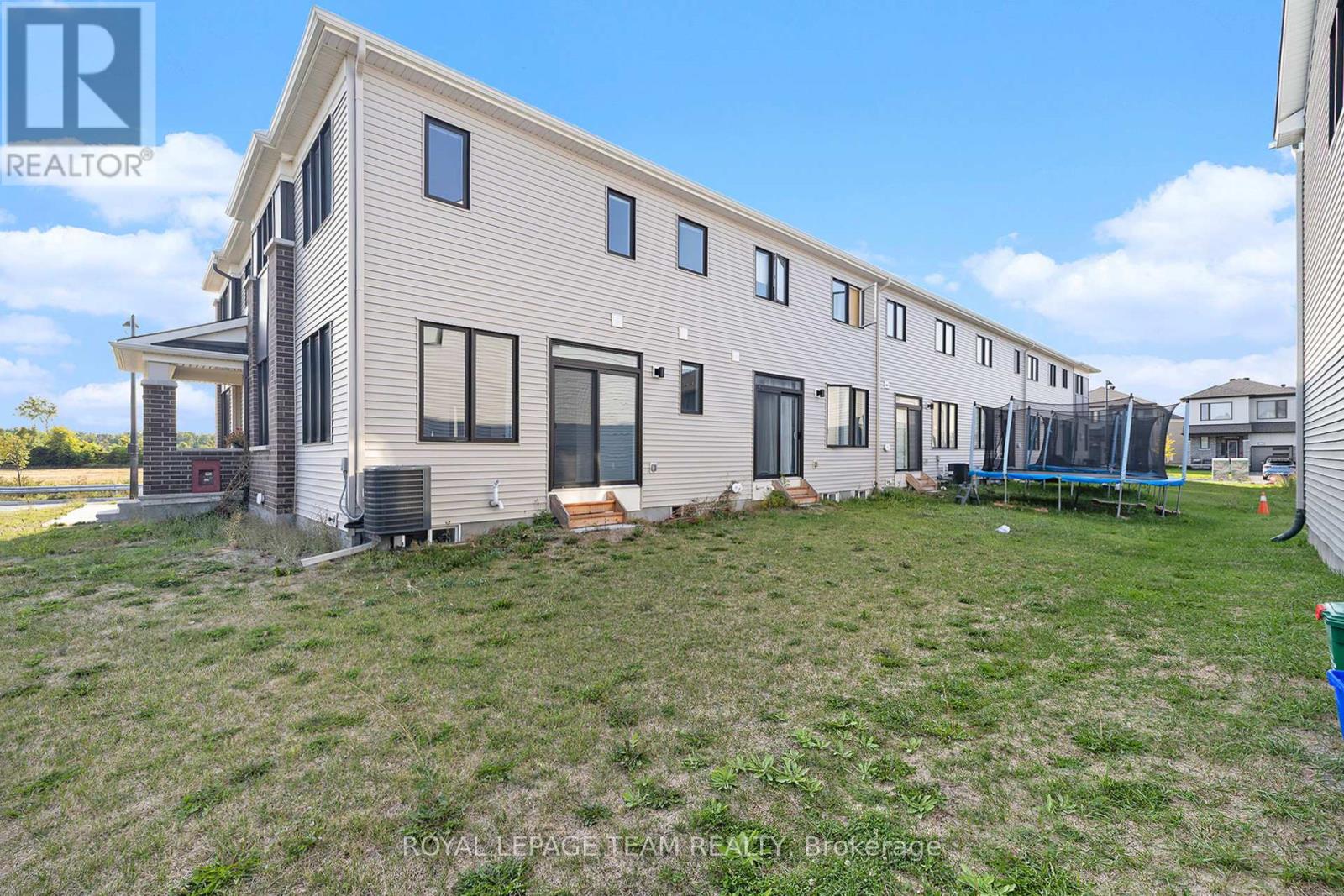 165 Yearling Circle, Ottawa, Ontario  K0A 2Z0 - Photo 29 - X12411057