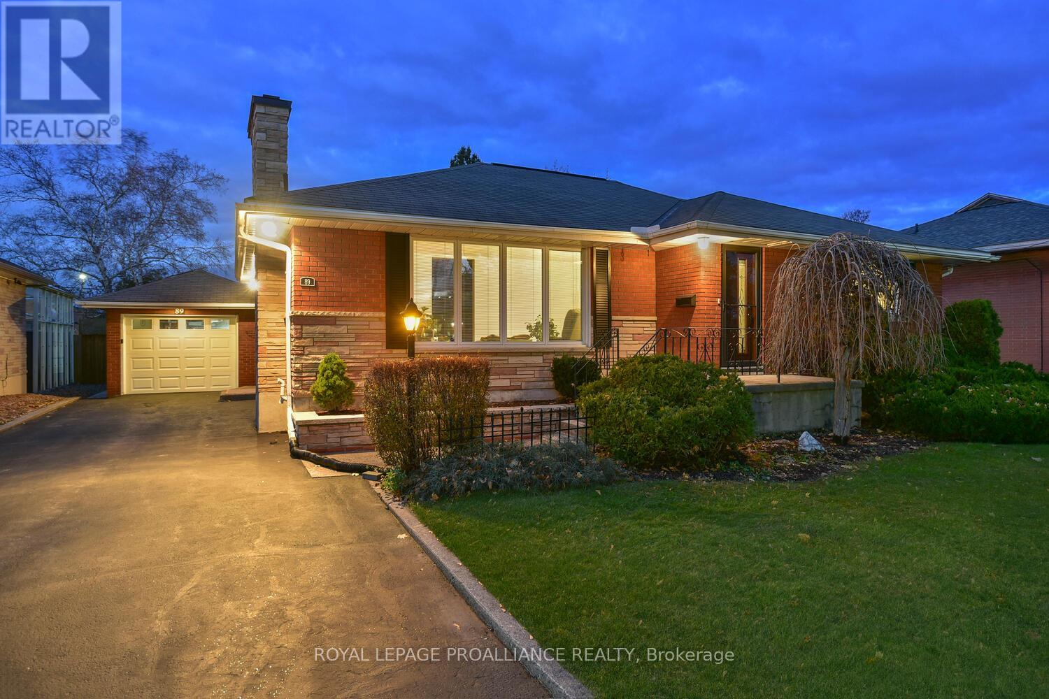89 Stewart Boulevard, Brockville, Ontario  K6V 4W2 - Photo 4 - X12411067