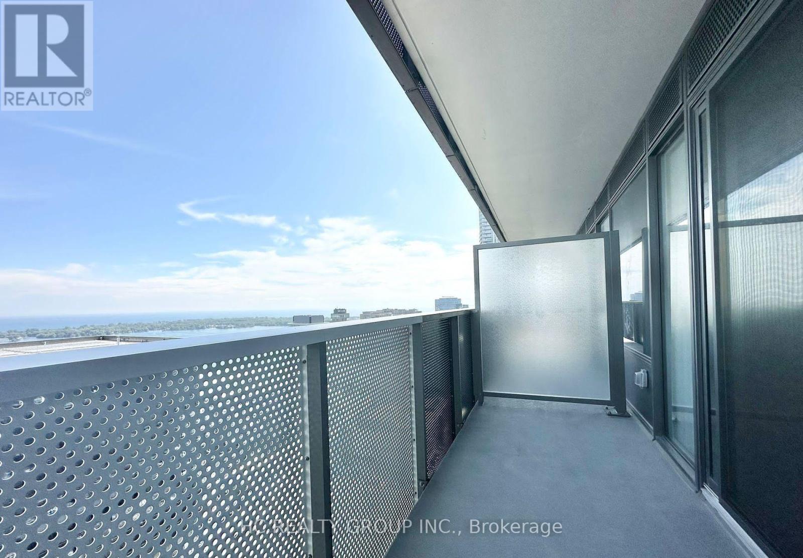 4610 - 138 Downes Street, Toronto, Ontario  M5E 0E4 - Photo 7 - C12411058