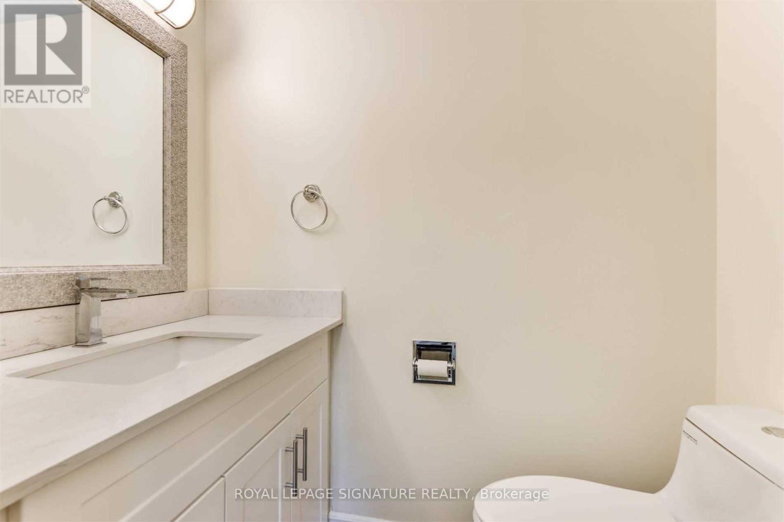 902 - 2929 Aquitaine Avenue, Mississauga, Ontario  L5N 2C7 - Photo 10 - W12411046