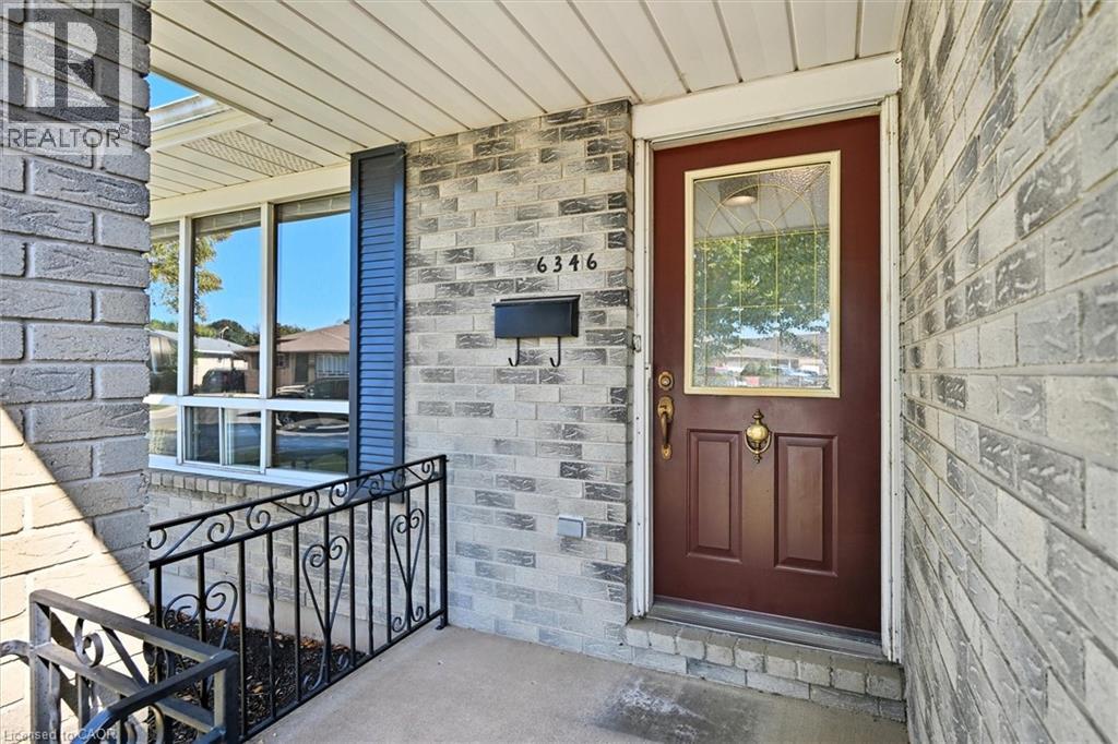 6346 Charnwood Avenue, Niagara Falls, Ontario  L2H 2K7 - Photo 4 - 40771079