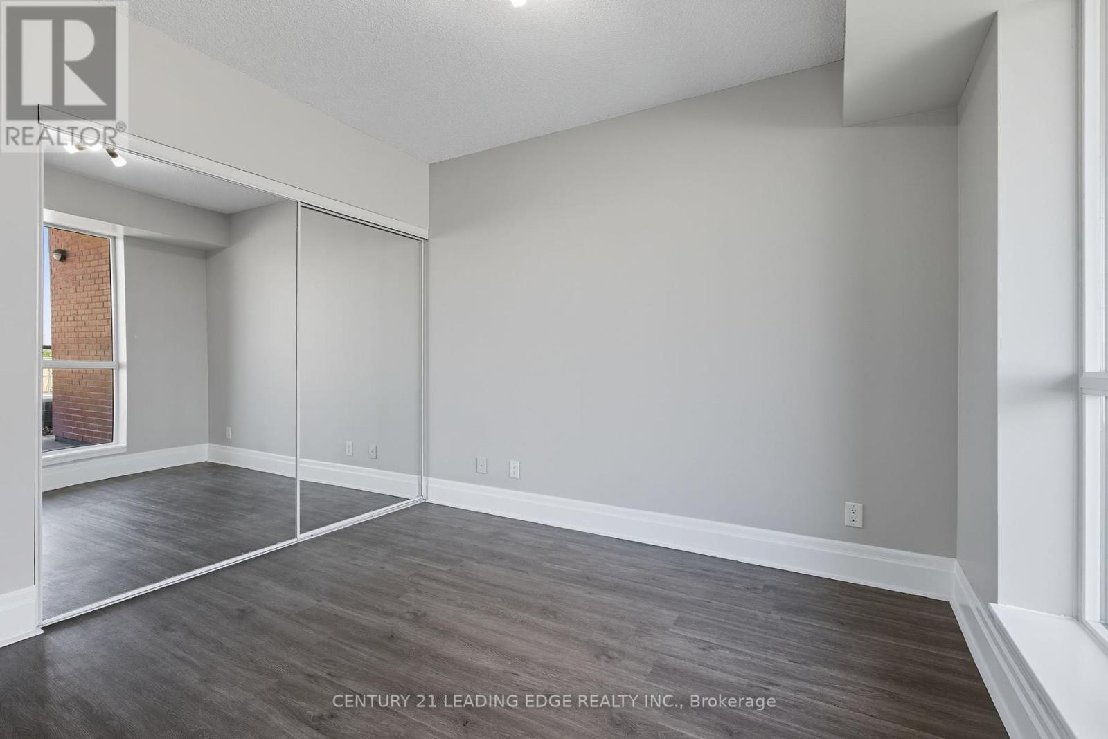 505 - 21 Upper Duke Crescent, Markham, Ontario  L6G 0B7 - Photo 14 - N12408525