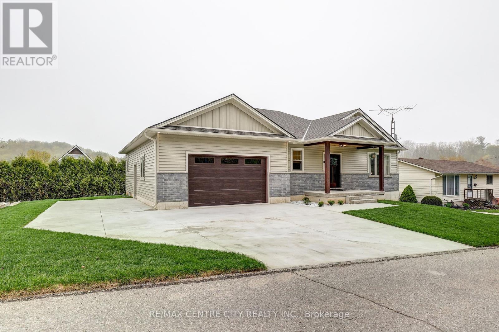 8 OAK STREET, Bayham, Ontario