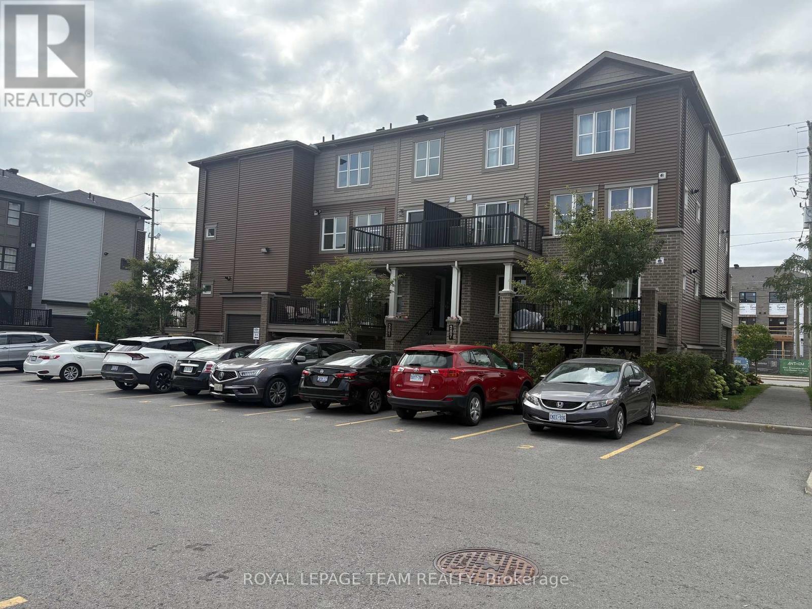 283 Infusion Private, Ottawa, Ontario  K2J 5X3 - Photo 2 - X12411108