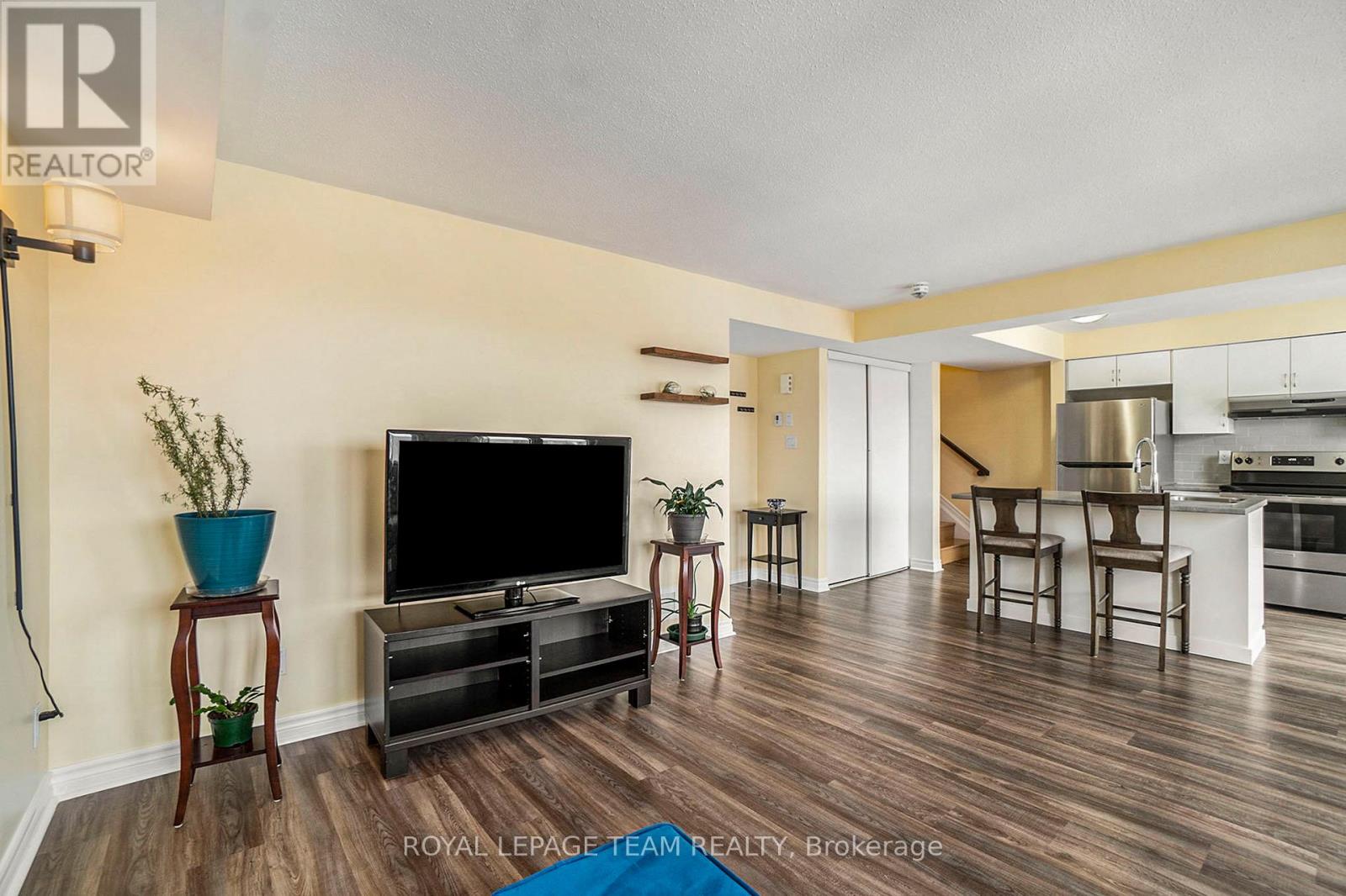 283 Infusion Private, Ottawa, Ontario  K2J 5X3 - Photo 6 - X12411108